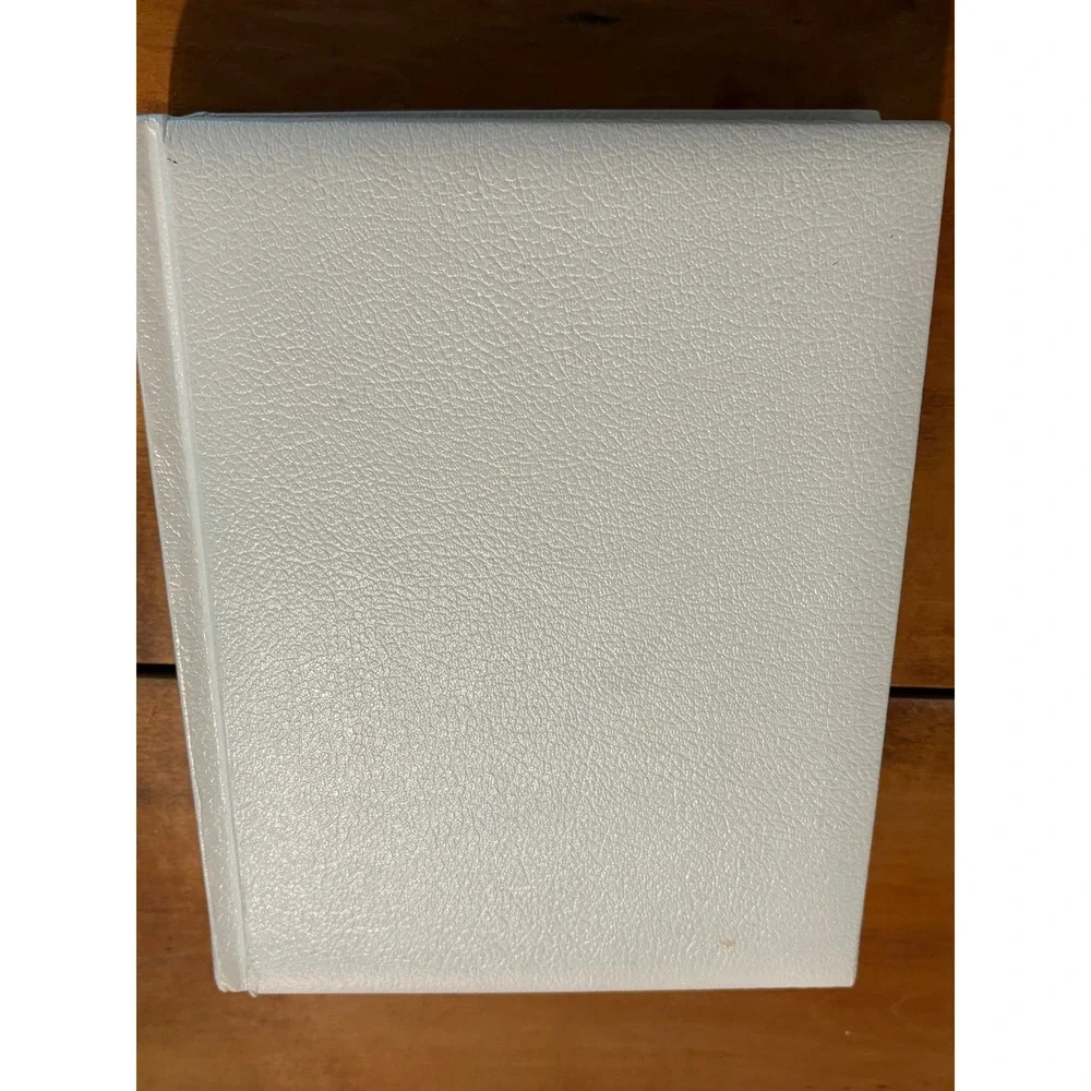 Holy Bible King James Version Family Altar Edition White Gold Red Letter 1977
